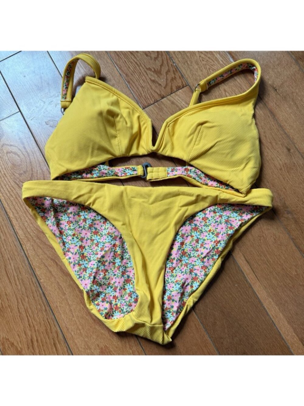 Maaji Sunflower Flirt Floral Yellow Ribbed Bikini Set Triangle Top S/M - Picture 8 of 8